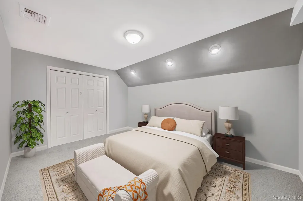 36 Vanderbilt Avenue Saint James NY 11780