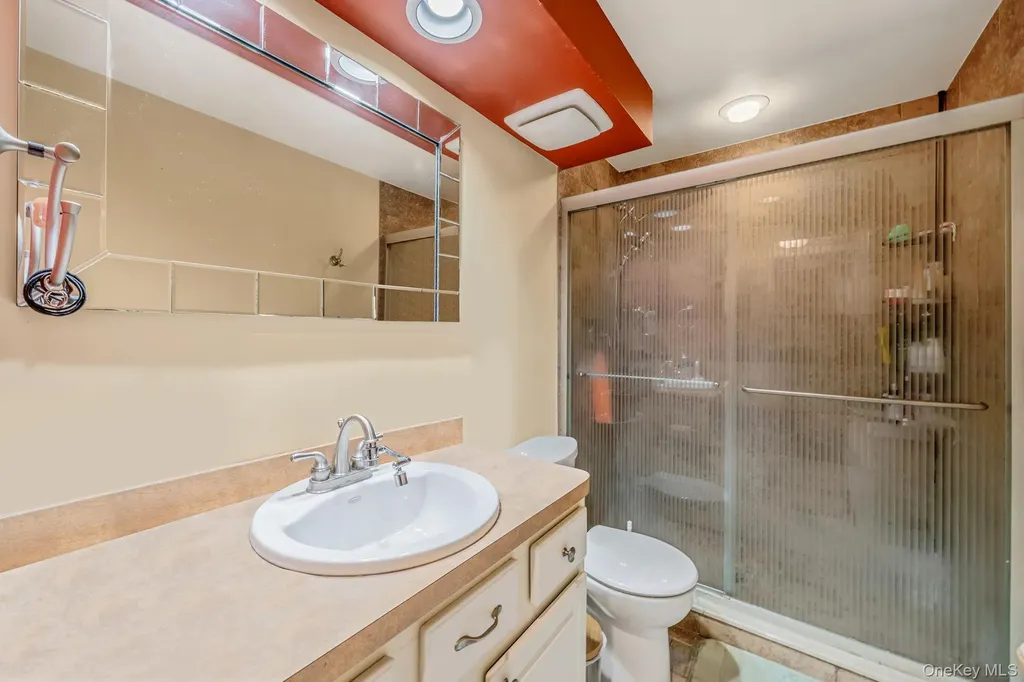 36 Vanderbilt Avenue Saint James NY 11780