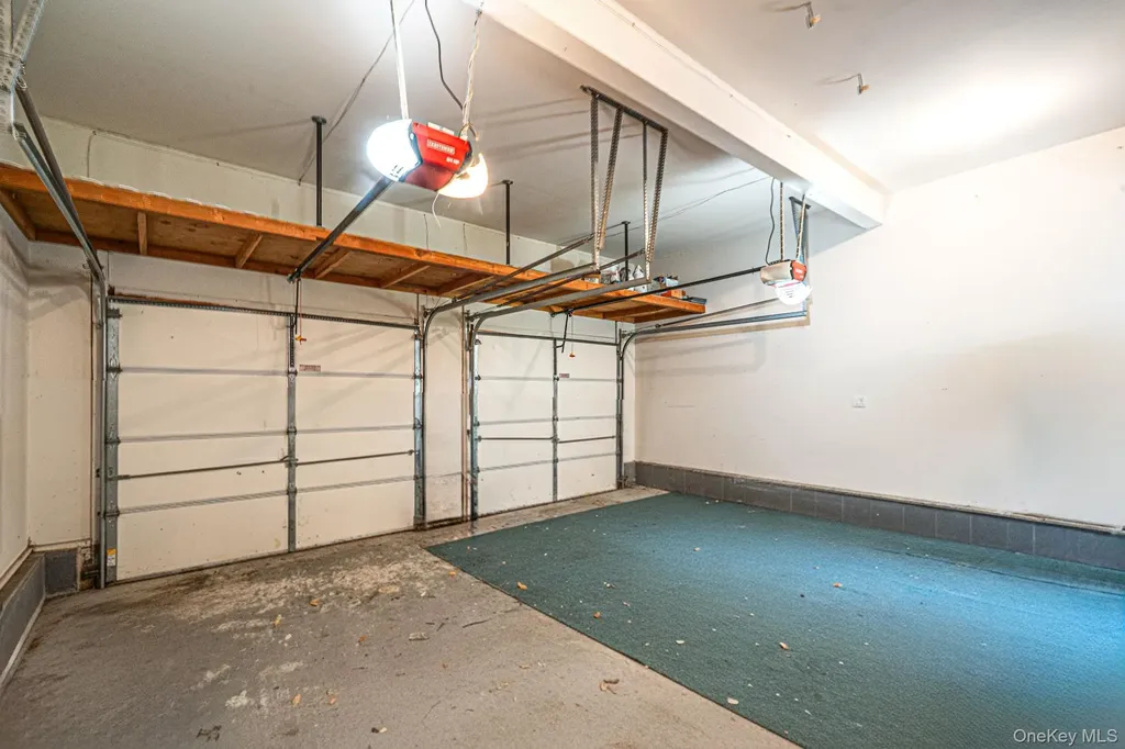36 Vanderbilt Avenue Saint James NY 11780