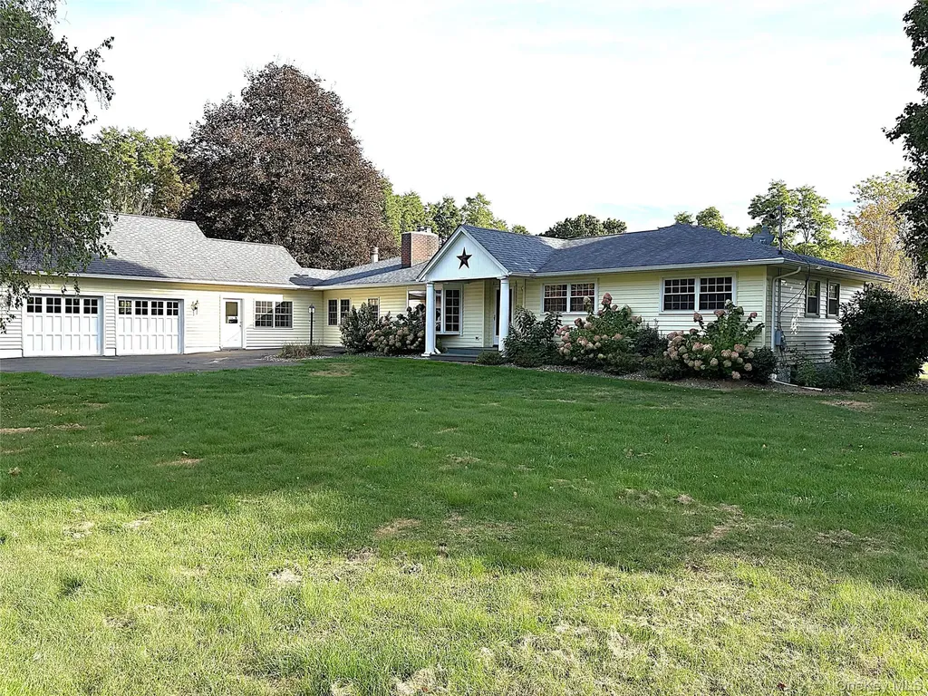 886 Route 199 Red Hook NY 12571