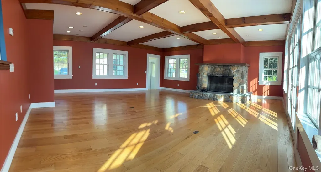 886 Route 199 Red Hook NY 12571