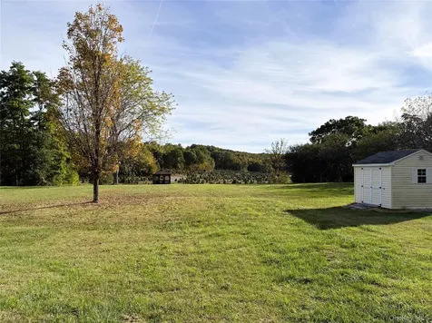 886 Route 199 Red Hook NY 12571