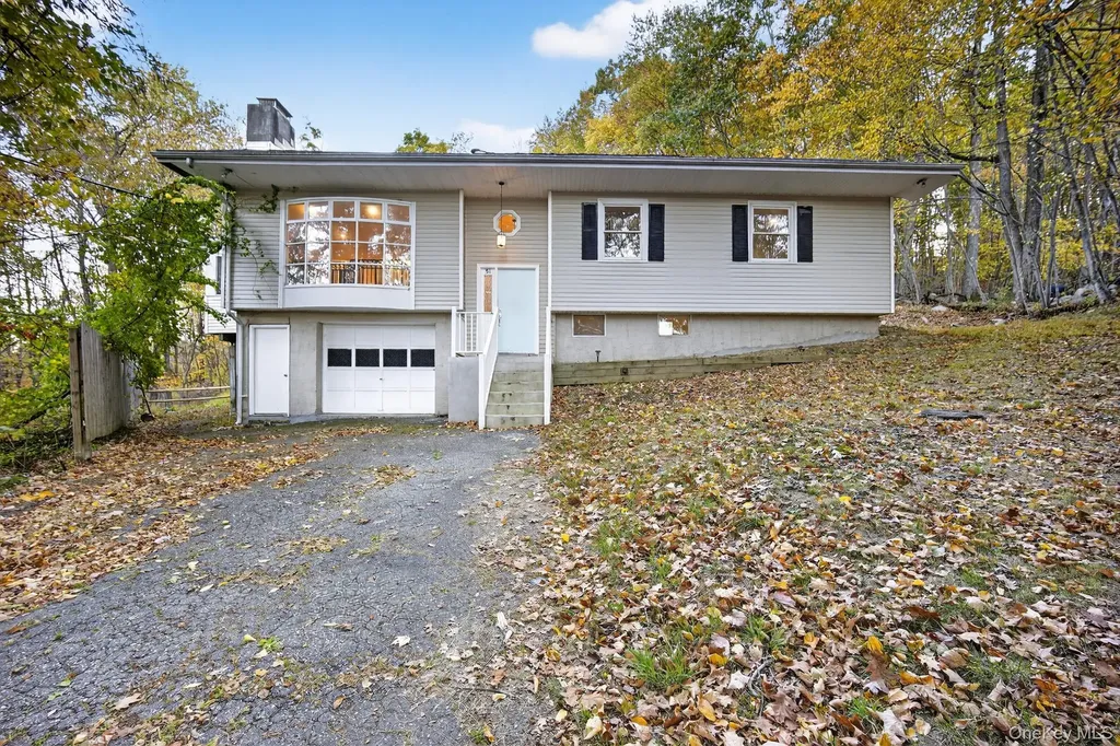 51 Sterling Road Carmel NY 10512