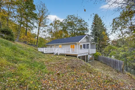 51 Sterling Road Carmel NY 10512