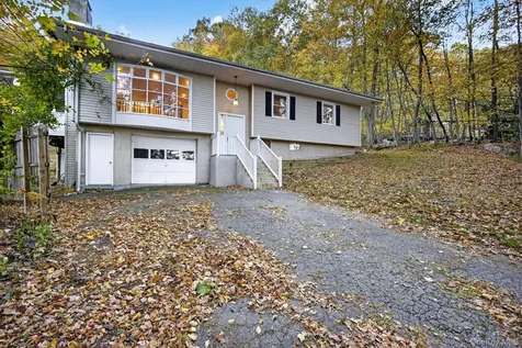 51 Sterling Road Carmel NY 10512