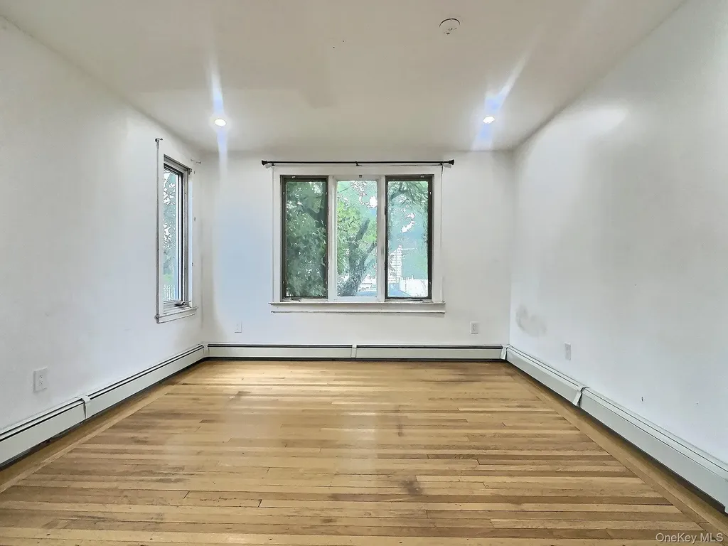 72 Gibson Place Yonkers NY 10705