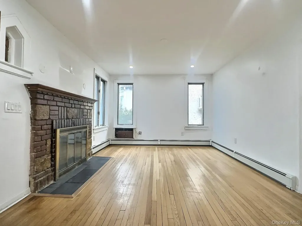 72 Gibson Place Yonkers NY 10705