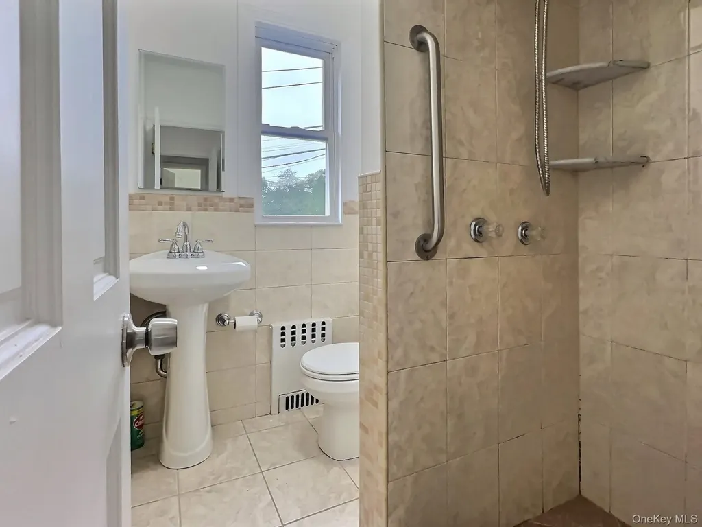 72 Gibson Place Yonkers NY 10705