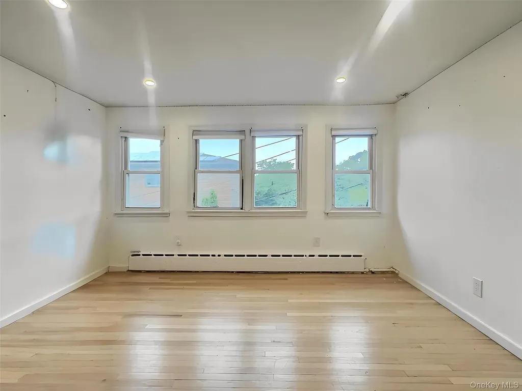 72 Gibson Place Yonkers NY 10705