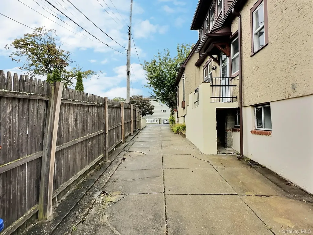 72 Gibson Place Yonkers NY 10705
