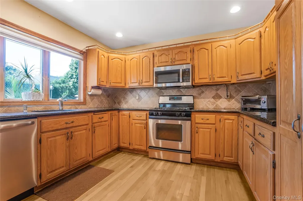 55 Maple Drive New Hyde Park NY 11040