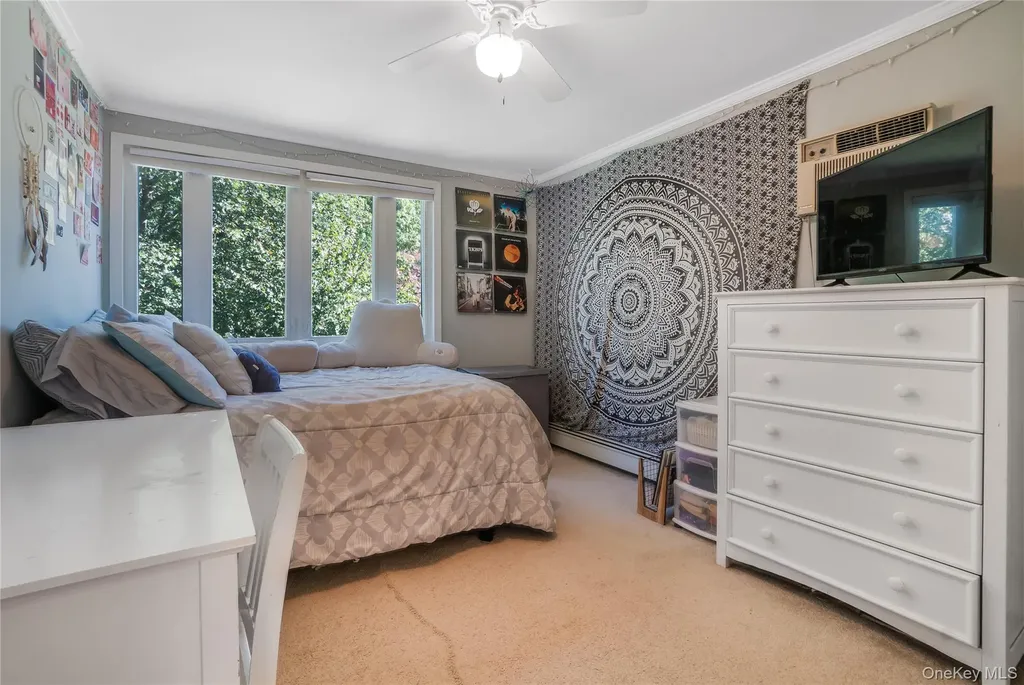 55 Maple Drive New Hyde Park NY 11040