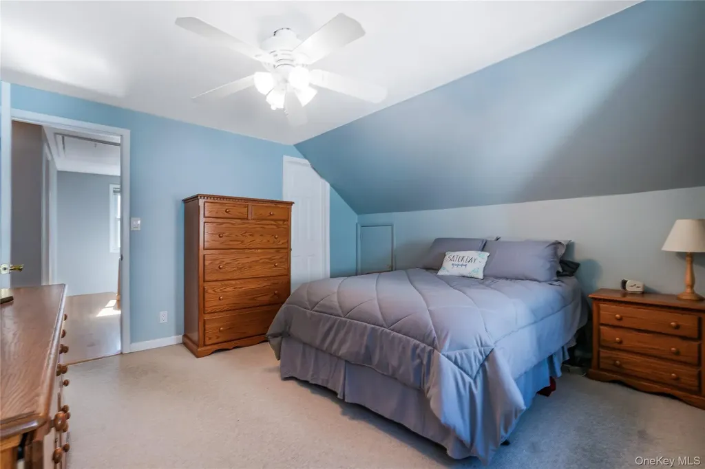 55 Maple Drive New Hyde Park NY 11040