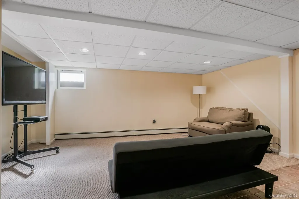 55 Maple Drive New Hyde Park NY 11040
