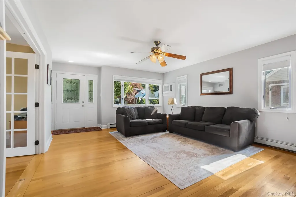 55 Maple Drive New Hyde Park NY 11040