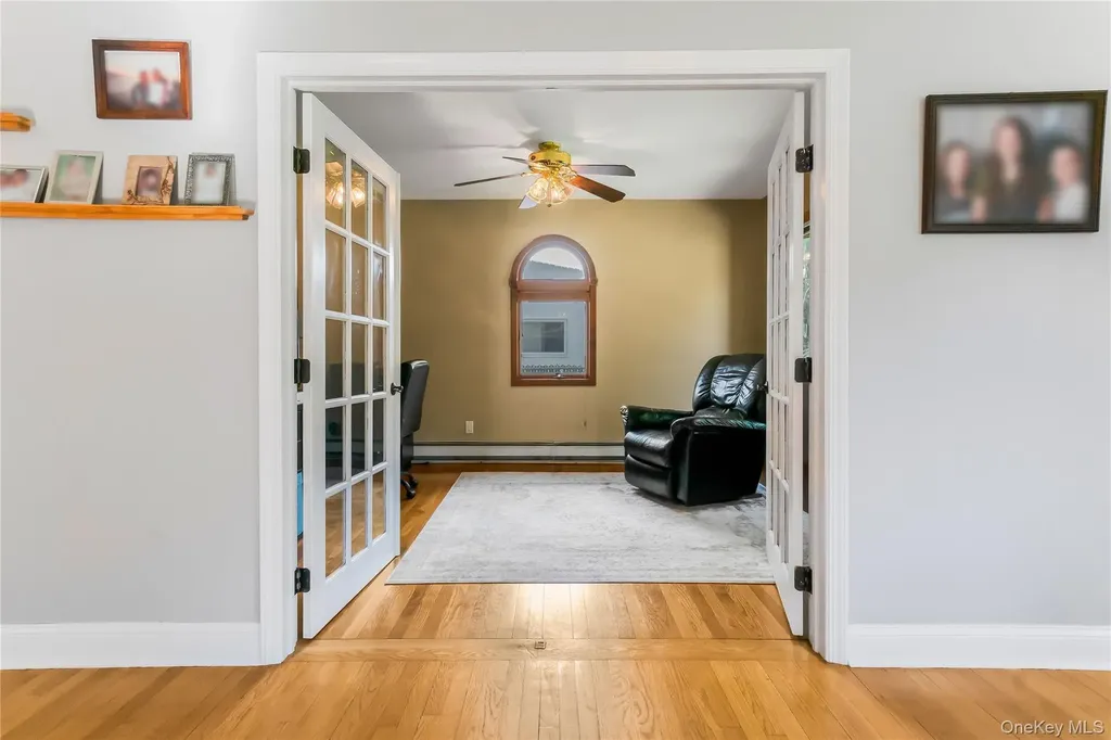 55 Maple Drive New Hyde Park NY 11040