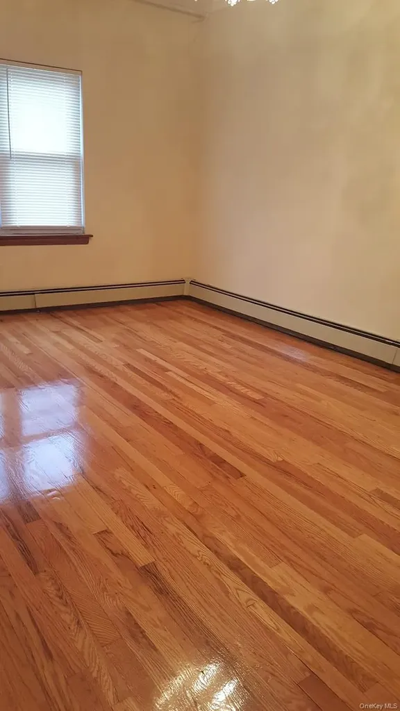 7704 85th Street Glendale NY 11385