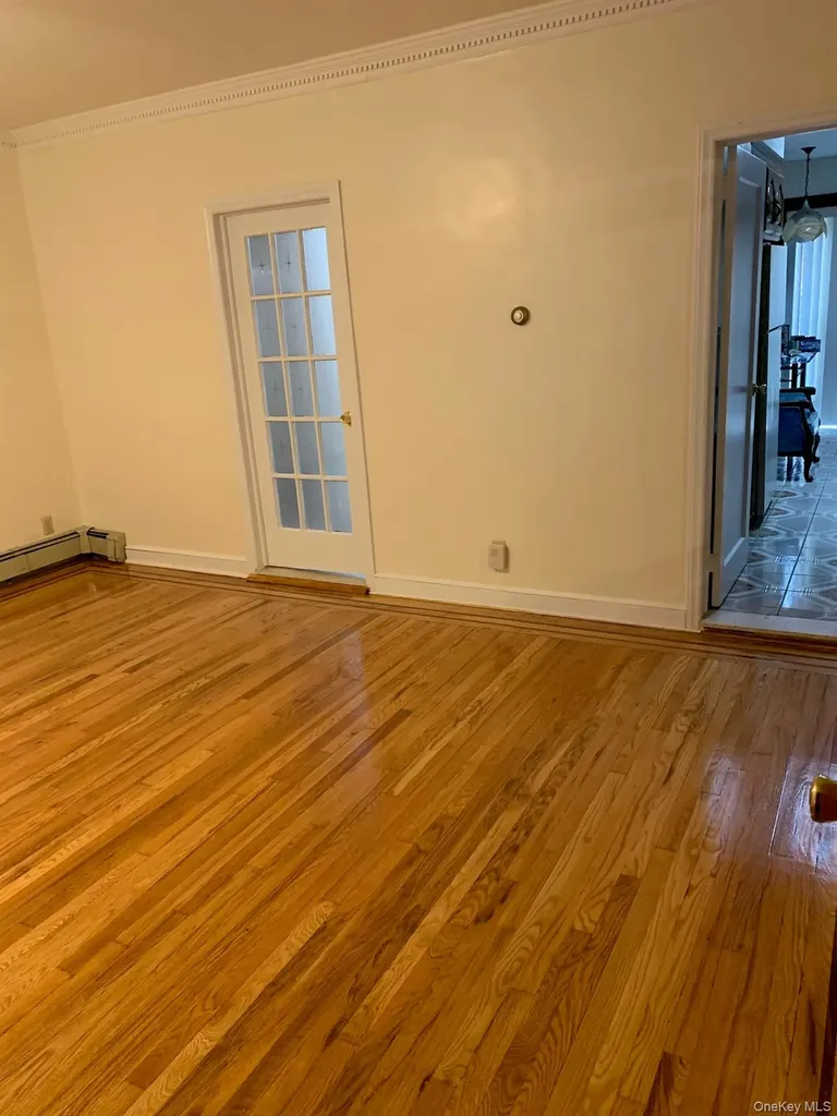 7704 85th Street Glendale NY 11385
