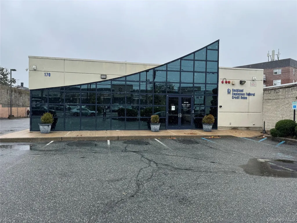 170 Route 59 Spring Valley NY 10977