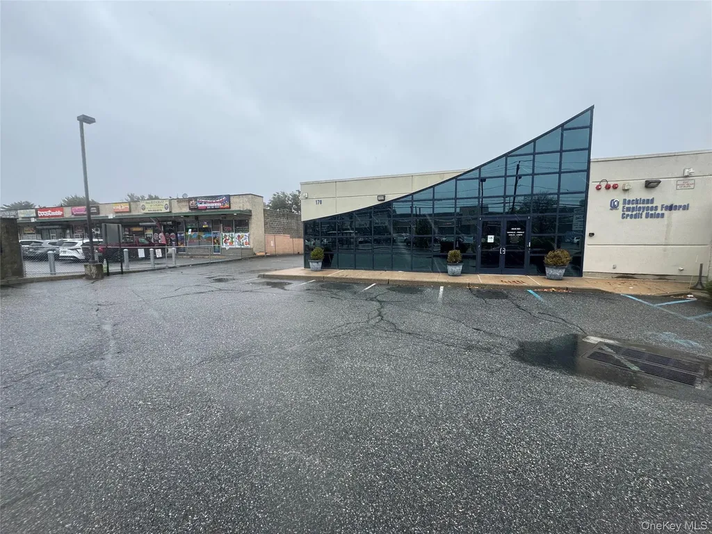 170 Route 59 Spring Valley NY 10977