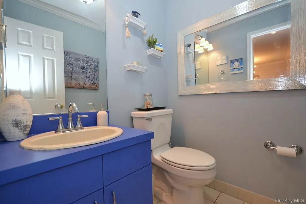 91 Broadlawn Drive Central Islip NY 11722
