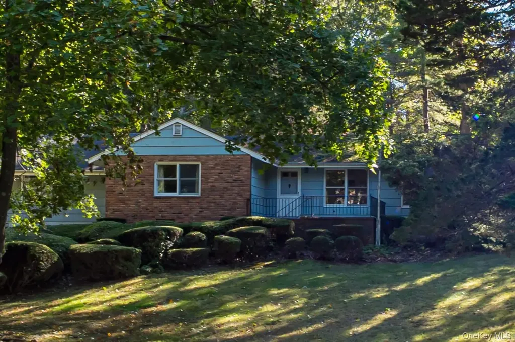 562 Old Bridge Road Northport NY 11768