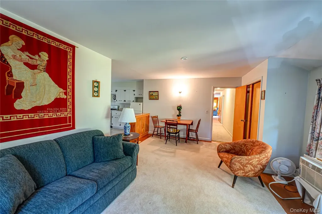 562 Old Bridge Road Northport NY 11768