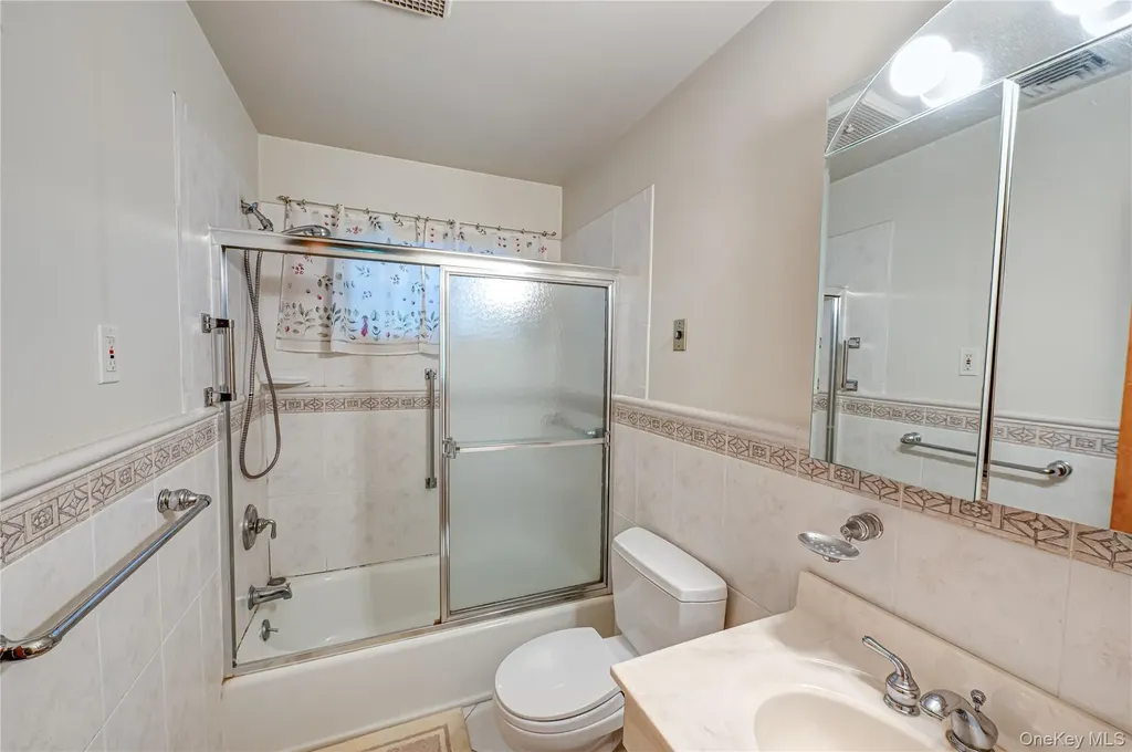 562 Old Bridge Road Northport NY 11768