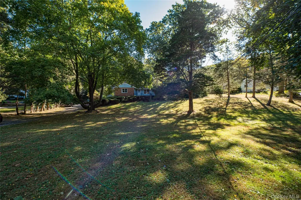 562 Old Bridge Road Northport NY 11768