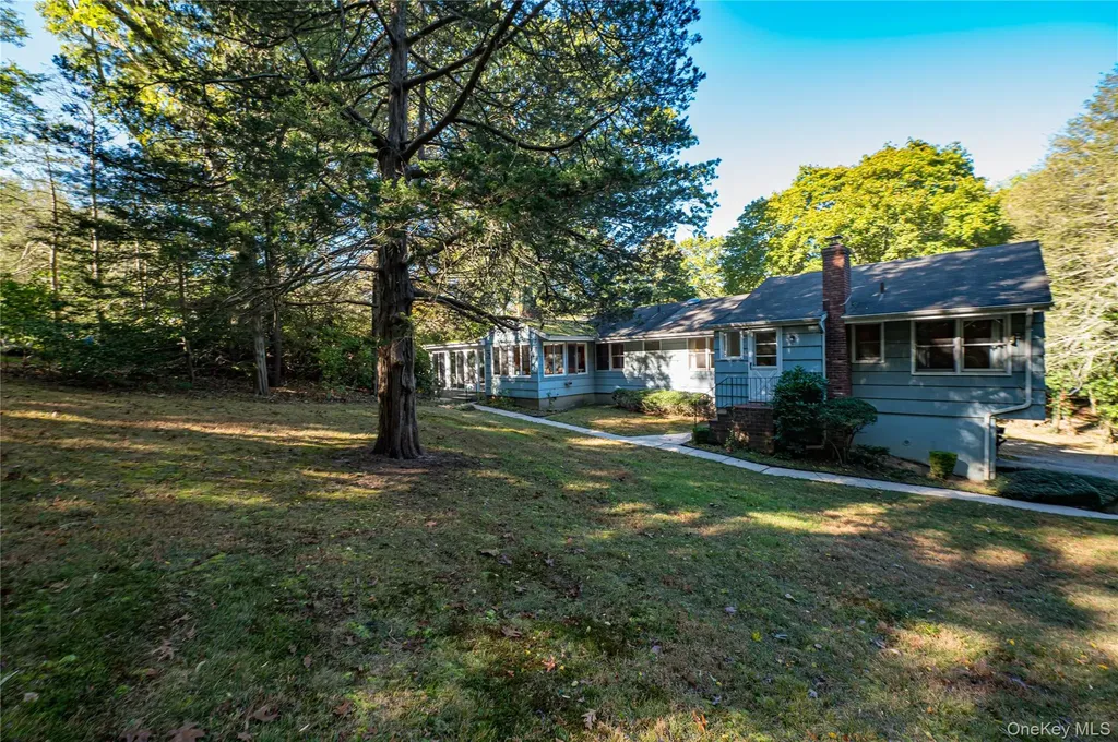 562 Old Bridge Road Northport NY 11768