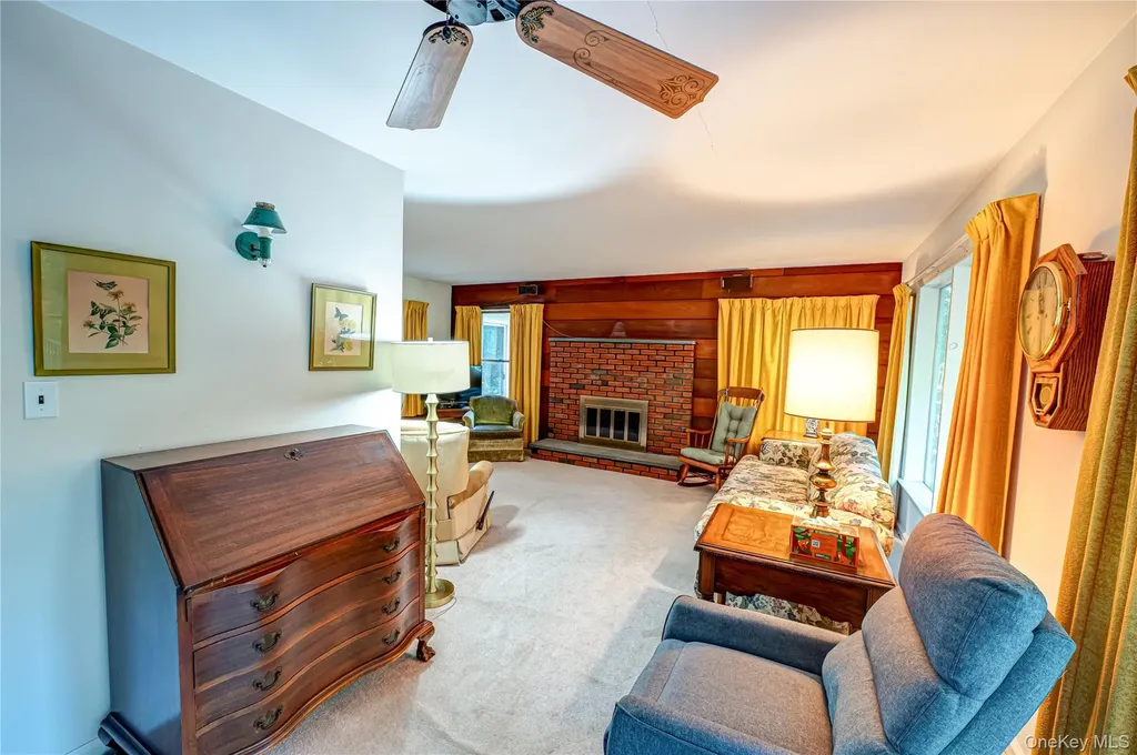 562 Old Bridge Road Northport NY 11768