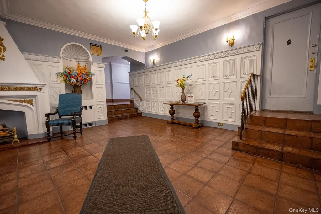 86-10 34 Avenue Jackson Heights NY 11372