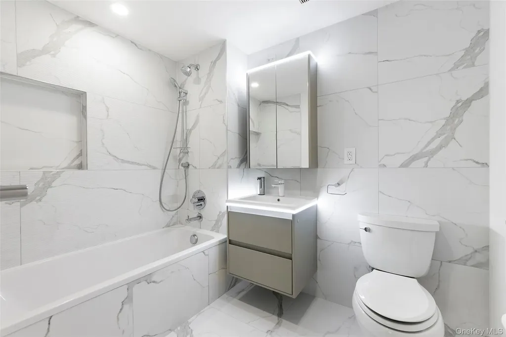 2128 Ocean Avenue Brooklyn NY 11229