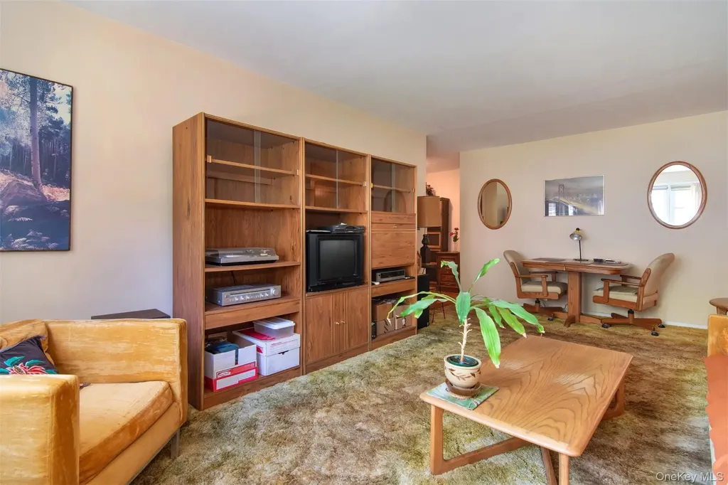 140 N Broadway Irvington NY 10533