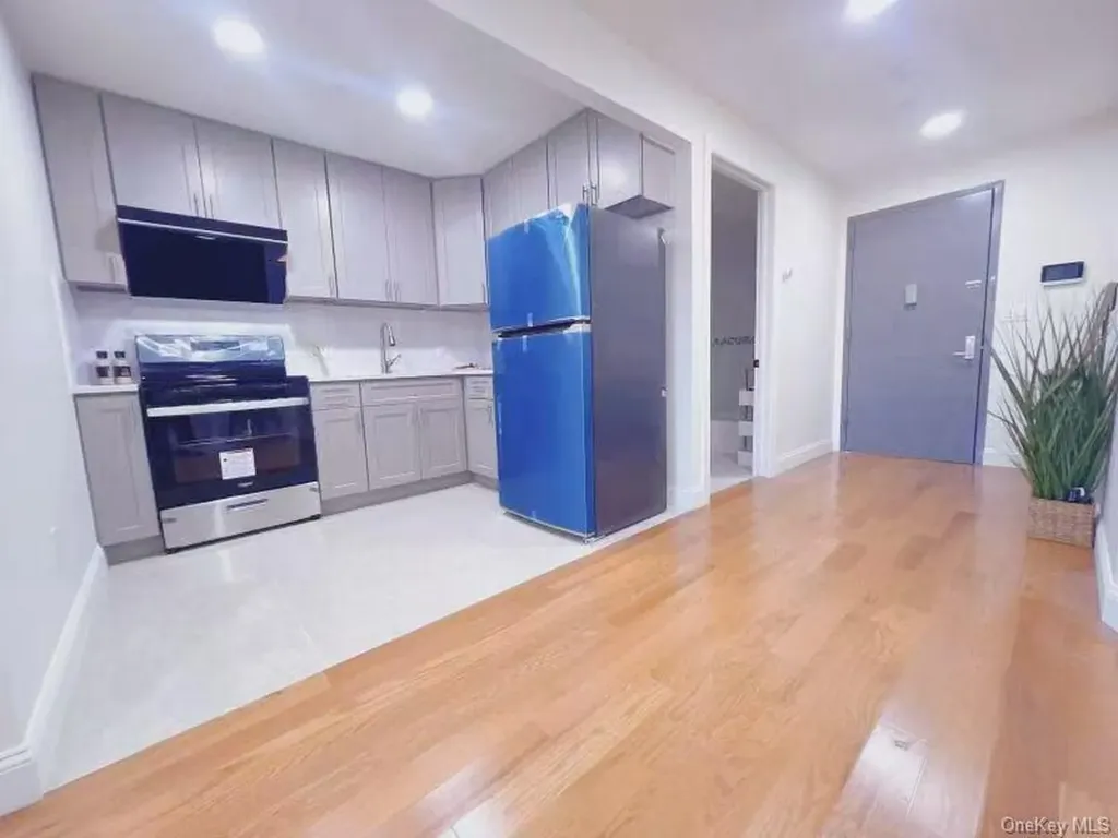 141-15 Cherry Avenue Flushing NY 11355