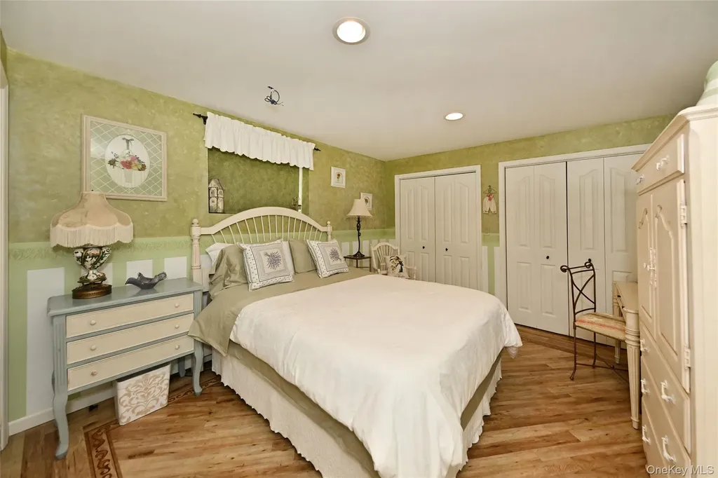 191 Cherry Lane Airmont NY 10952