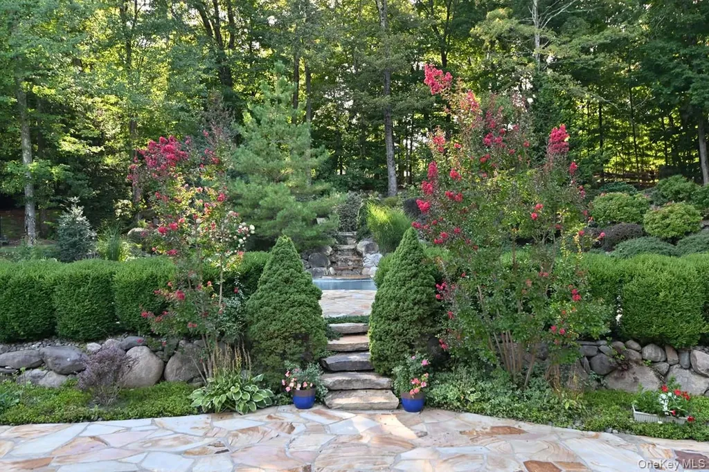 191 Cherry Lane Airmont NY 10952