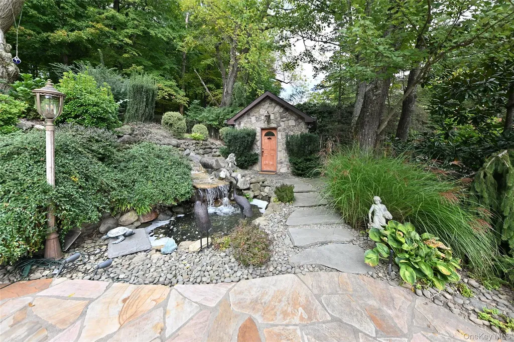 191 Cherry Lane Airmont NY 10952