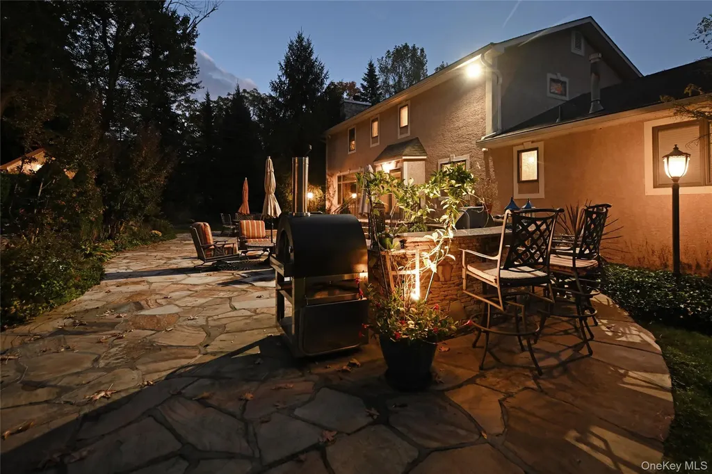 191 Cherry Lane Airmont NY 10952