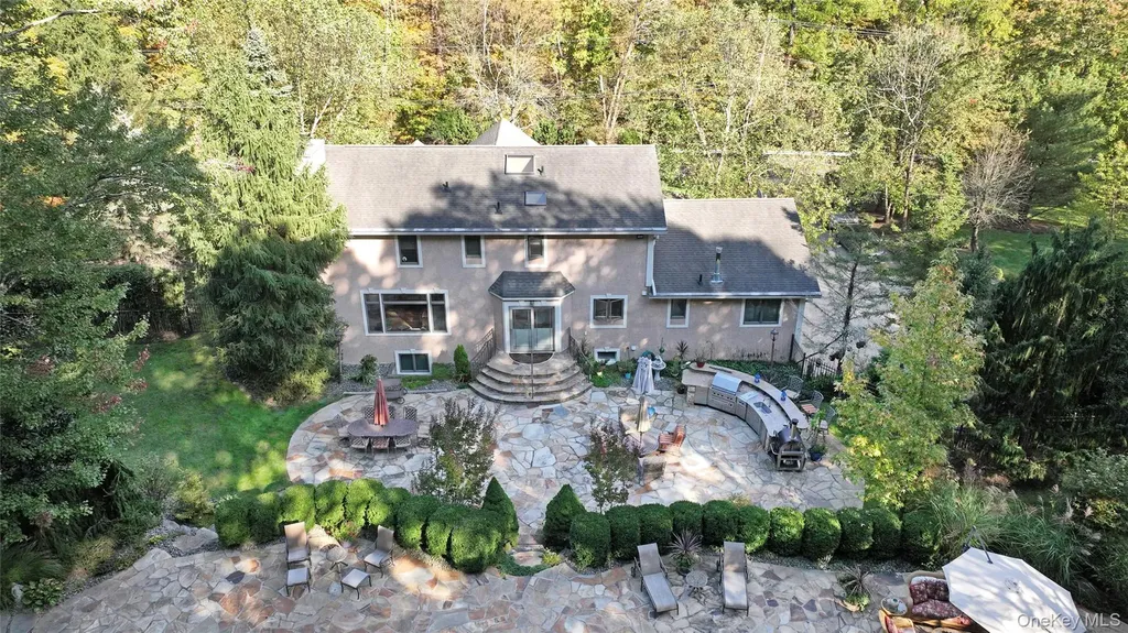 191 Cherry Lane Airmont NY 10952