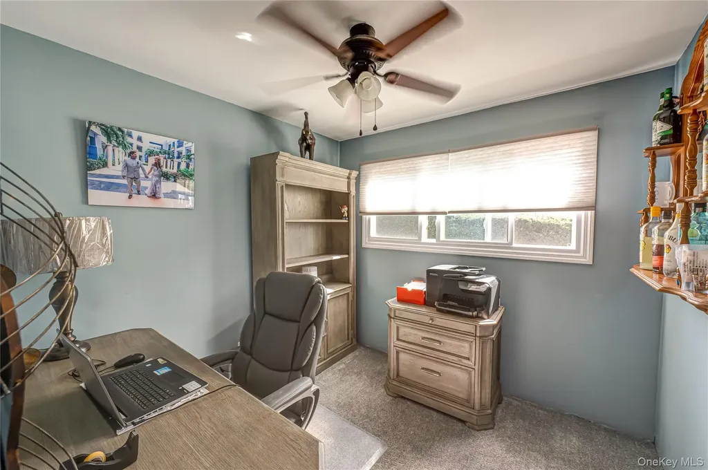 60 White Street North Babylon NY 11703