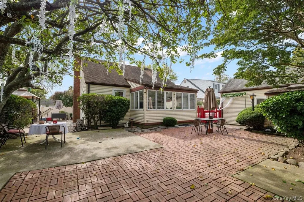 1067 Atlantic Avenue Baldwin NY 11510
