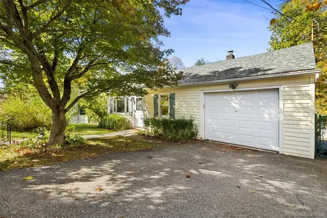 50 Walden Road Carmel NY 10512