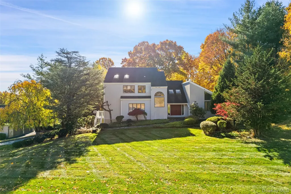 26 Watergate Drive Amawalk NY 10501