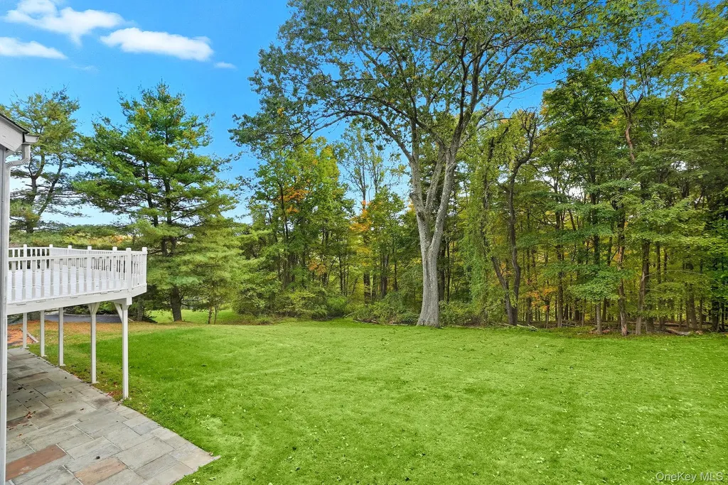 26 Watergate Drive Amawalk NY 10501