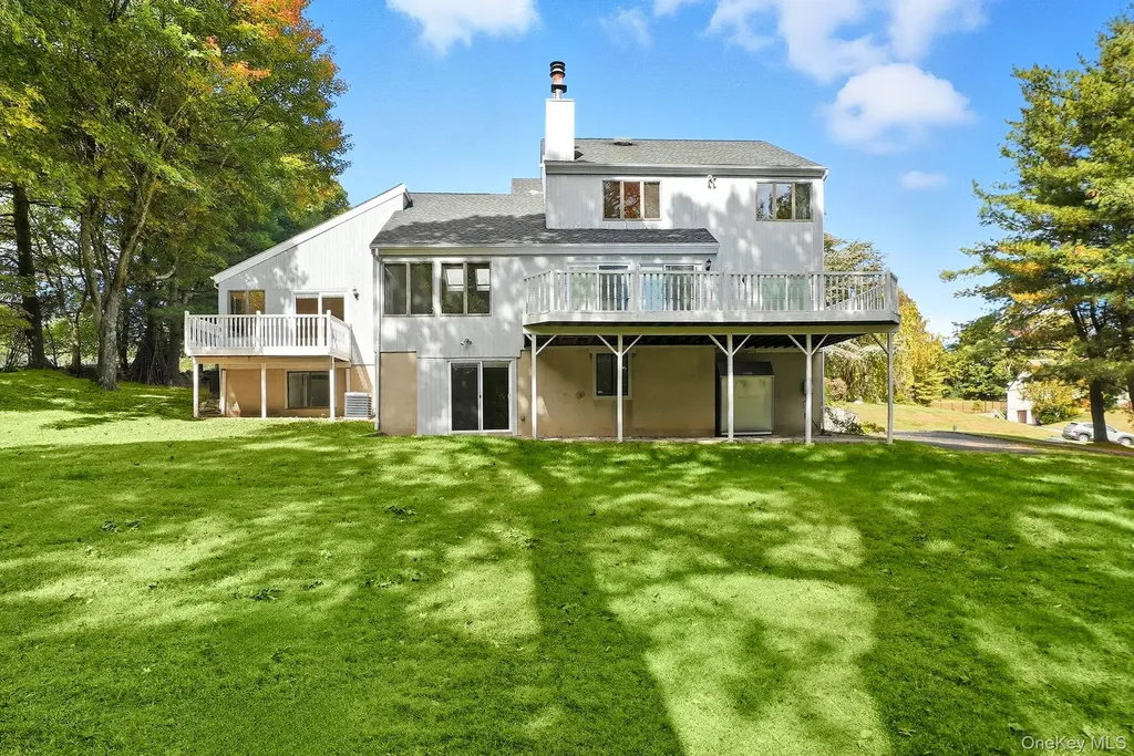 26 Watergate Drive Amawalk NY 10501