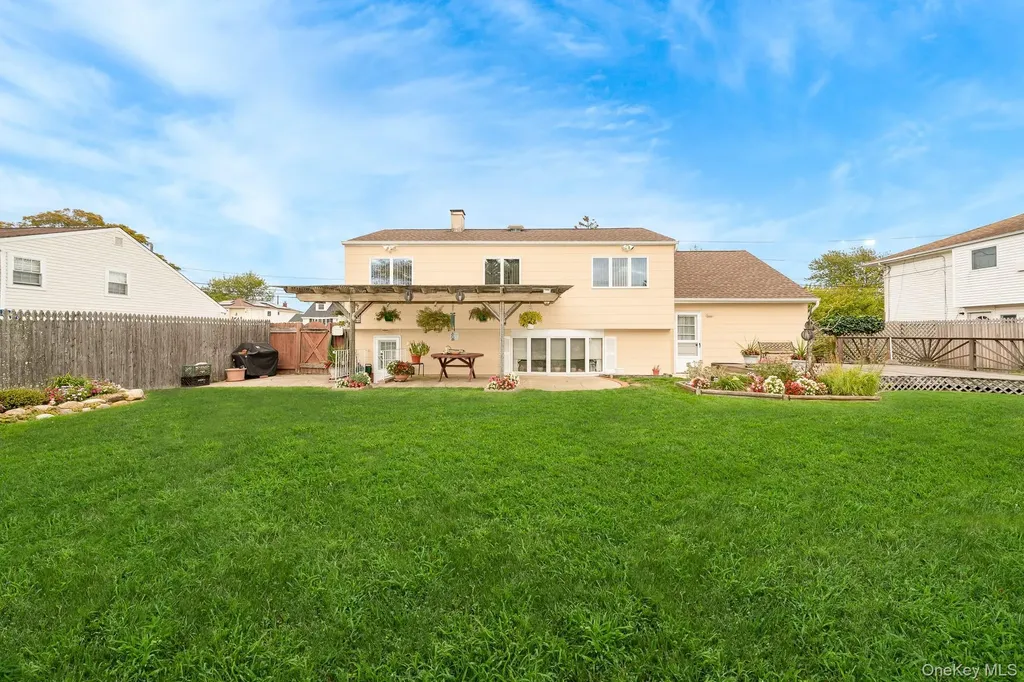 349 Lido Parkway Lindenhurst NY 11757
