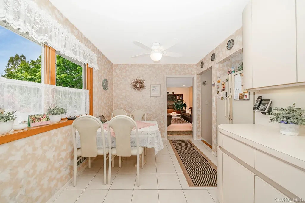 349 Lido Parkway Lindenhurst NY 11757