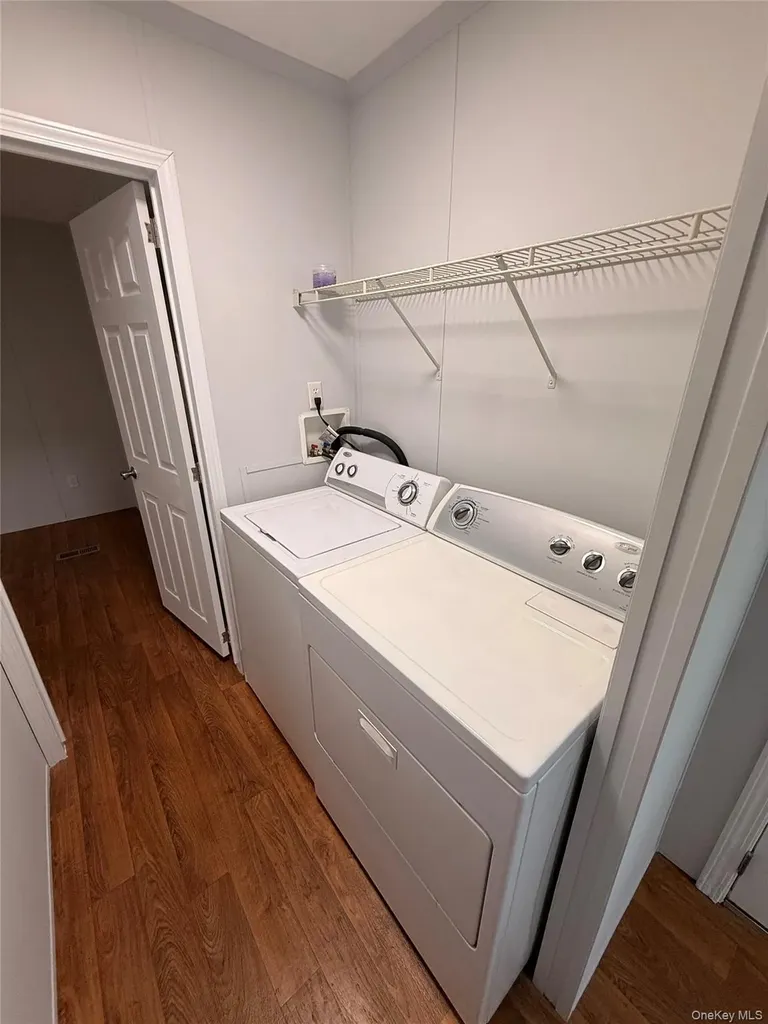 37 Hubbard Avenue Riverhead NY 11901