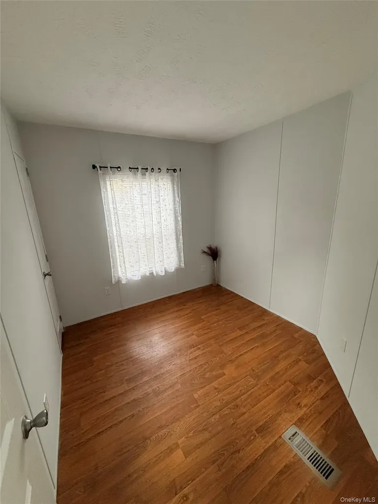 37 Hubbard Avenue Riverhead NY 11901